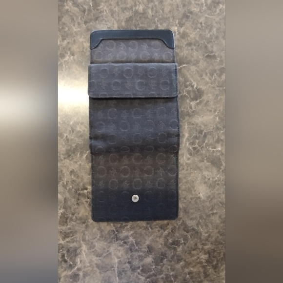 ✨Classic Celine Trifold medium wallet. Preloved!❤️ - Picture 7 of 9